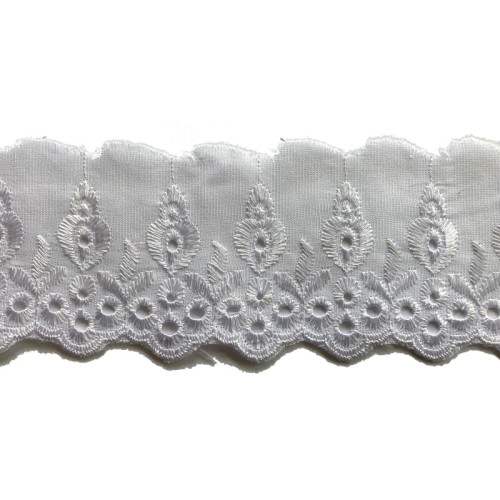 Haft na batyście - 466 - biały - 6cm