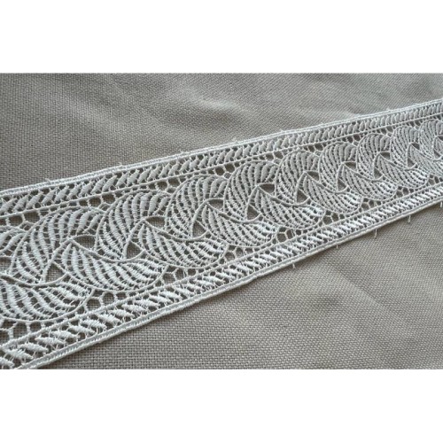 Gipiura - LD58 - biała śmietankowa - 5,5 cm