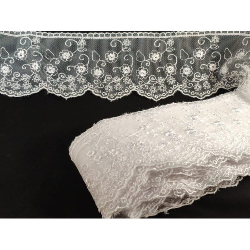 Koronka na tiulu - B0196A - biała - 8cm