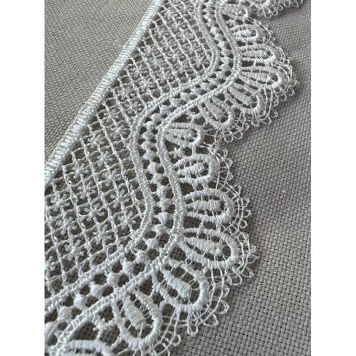 Gipiura - LD44 - biała śmietankowa - 5 cm