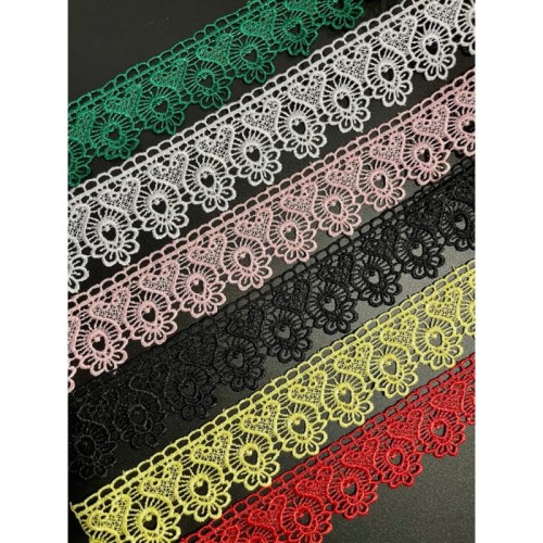 Gipiura - B0404 - biała - 4cm