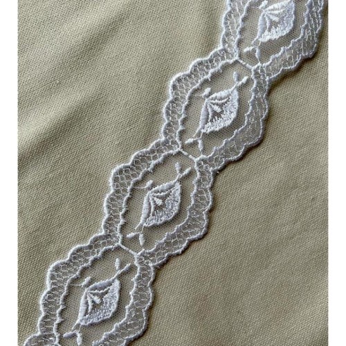 Koronka na tiulu - 8TB212A - biała - 5cm