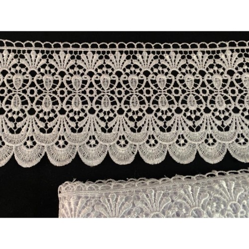 Gipiura - 154 - biała - 10cm