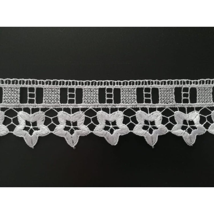 Gipiura - 1246 - biała - 4cm