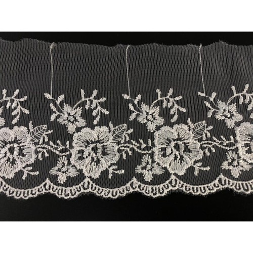 Koronka na tiulu - 0235 - biała - 9cm