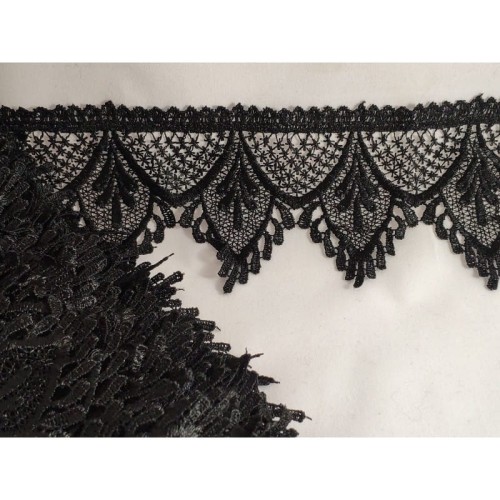 Gipiura - 6081 - czarna - 9cm