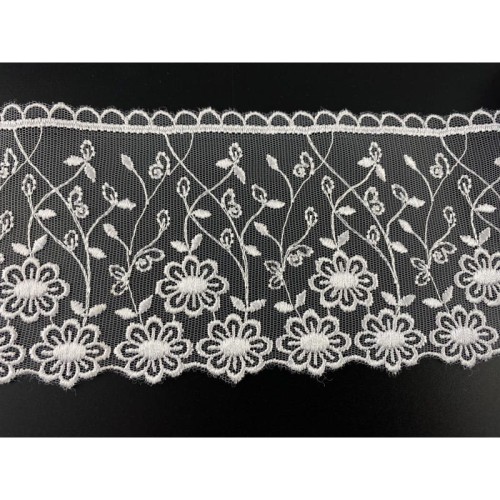 Koronka na tiulu - B0501 - biała - 8cm