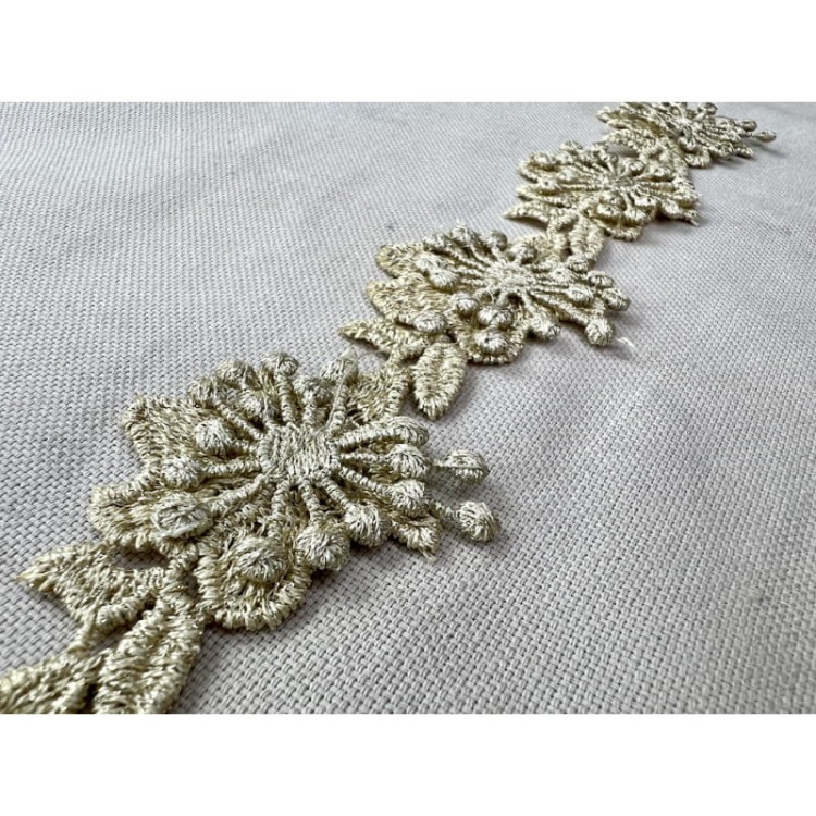 Gipiura 3D aplikacja - SD1625 - beż/złoto - 4,5 cm